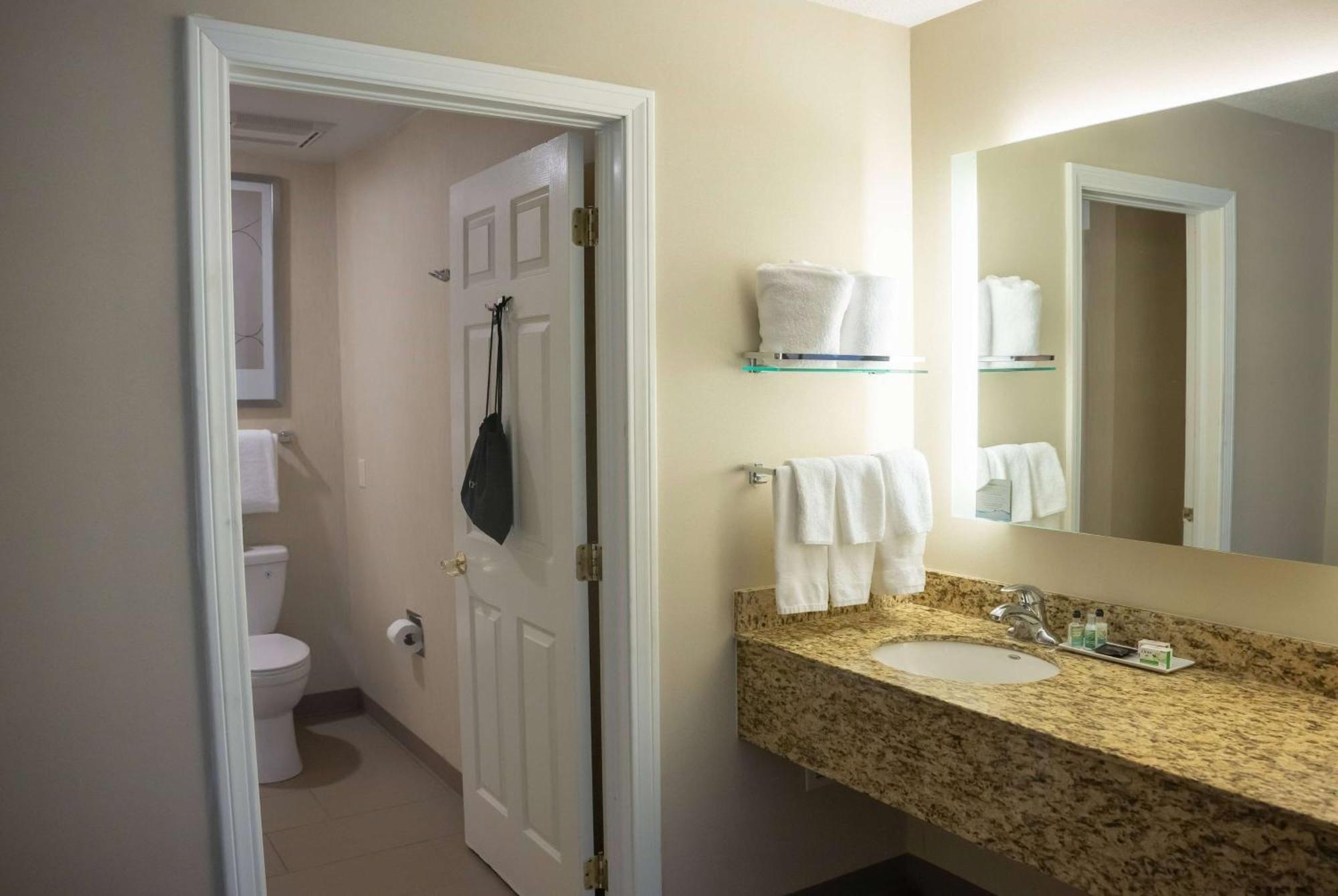 Hawthorn Suites By Wyndham Erie Kearsarge Zewnętrze zdjęcie