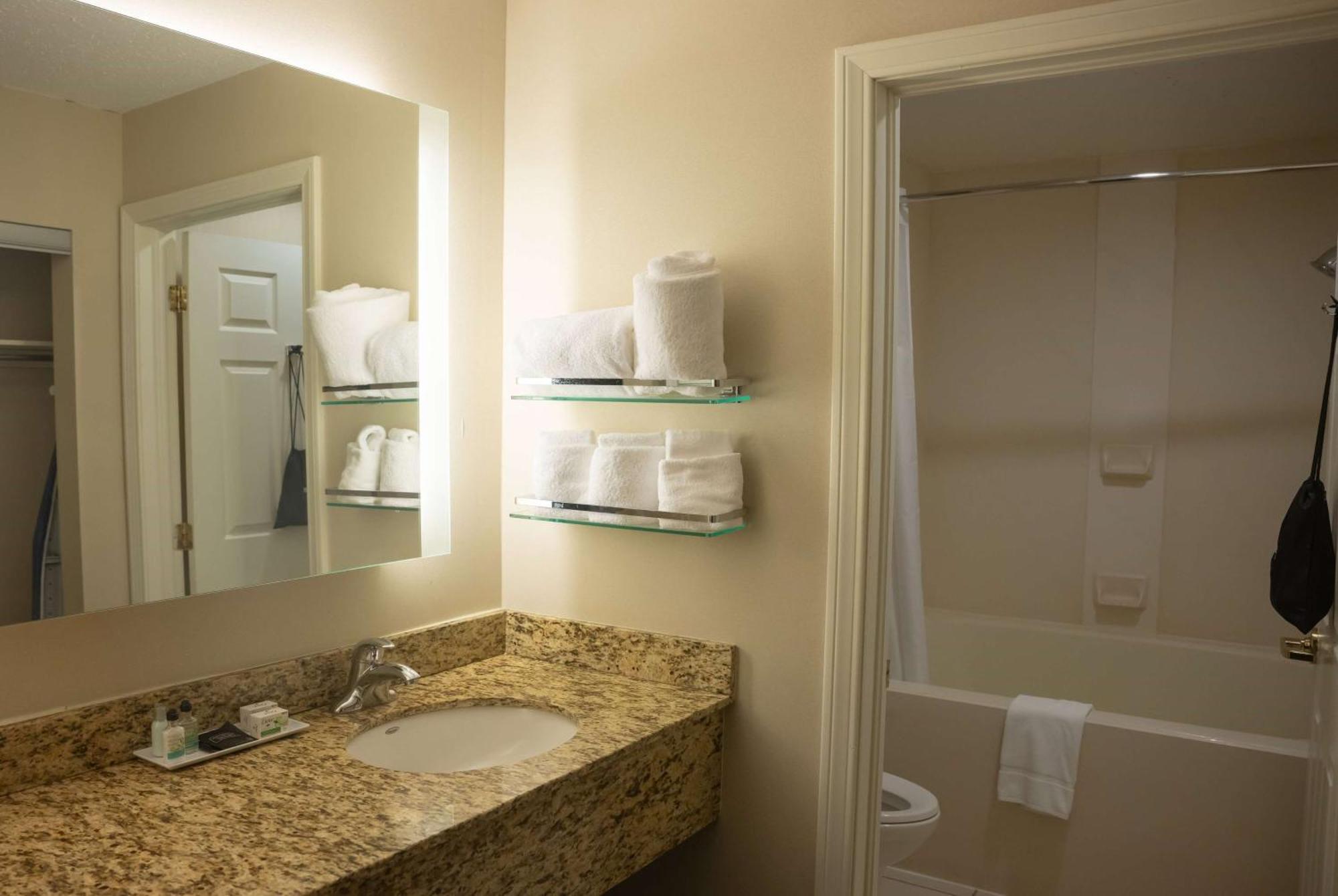 Hawthorn Suites By Wyndham Erie Kearsarge Zewnętrze zdjęcie