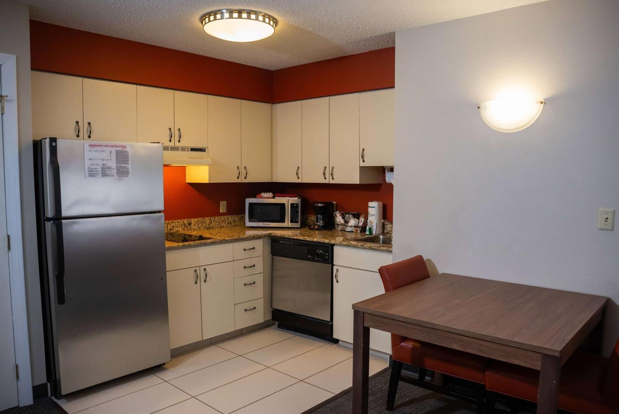 Hawthorn Suites By Wyndham Erie Kearsarge Zewnętrze zdjęcie