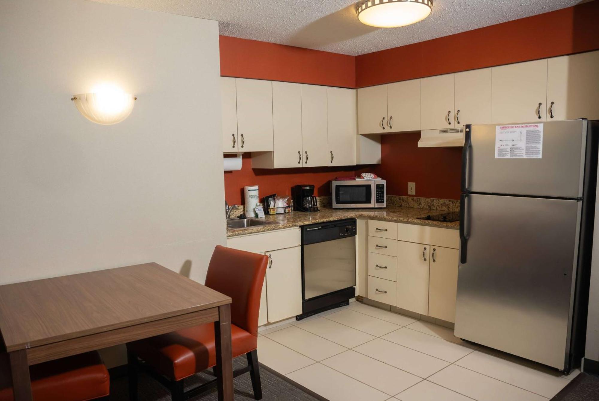 Hawthorn Suites By Wyndham Erie Kearsarge Zewnętrze zdjęcie